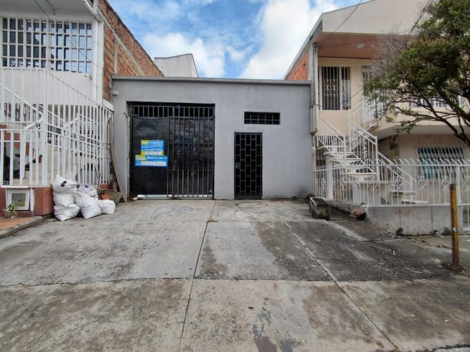 Bodega en arriendo en Chapinero, Cali, 252 m² · foto 2 de 24