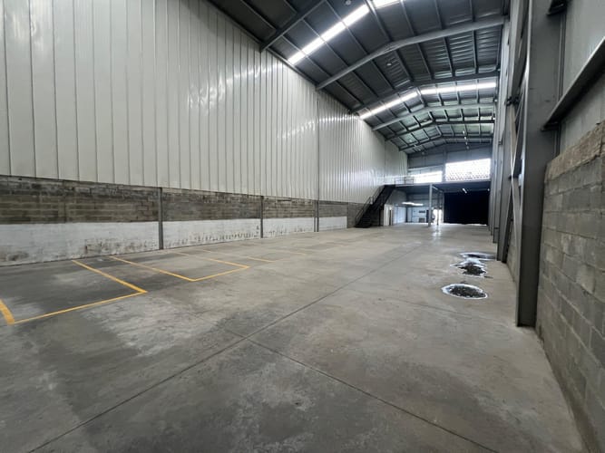 Bodega en arriendo en Colinas Del Bosque, Dosquebradas, 700 m² · foto 8 de 18
