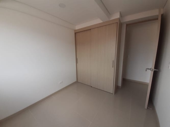 Apartamento en venta en Centro, Itagüí · foto 2 de 9