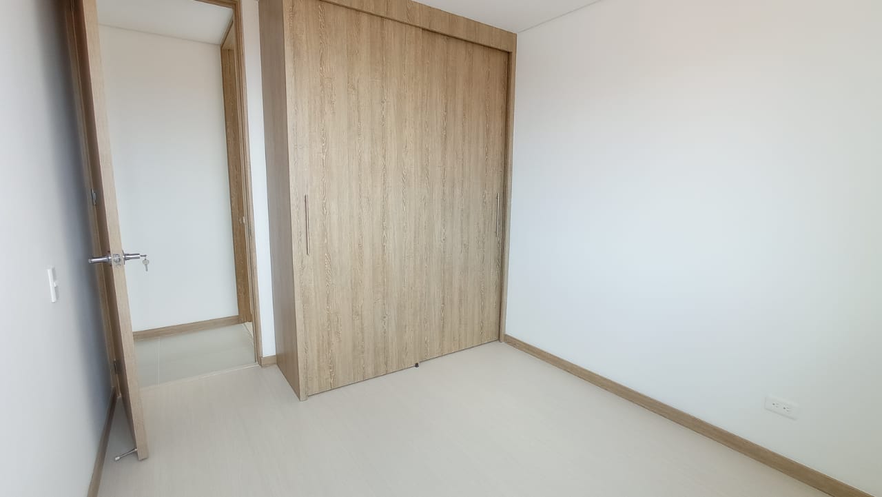 Apartamento en venta en Ditaires, Itagüí · foto 2 de 9