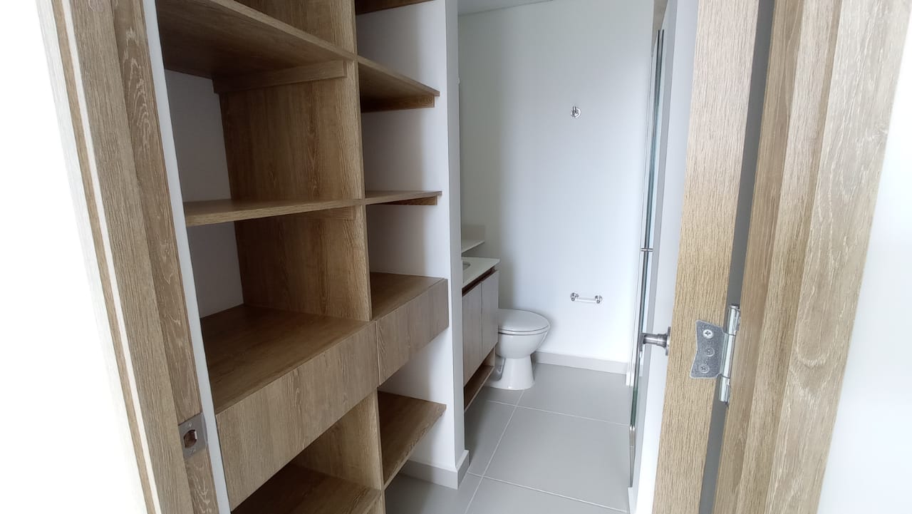 Apartamento en venta en Ditaires, Itagüí · foto 7 de 9
