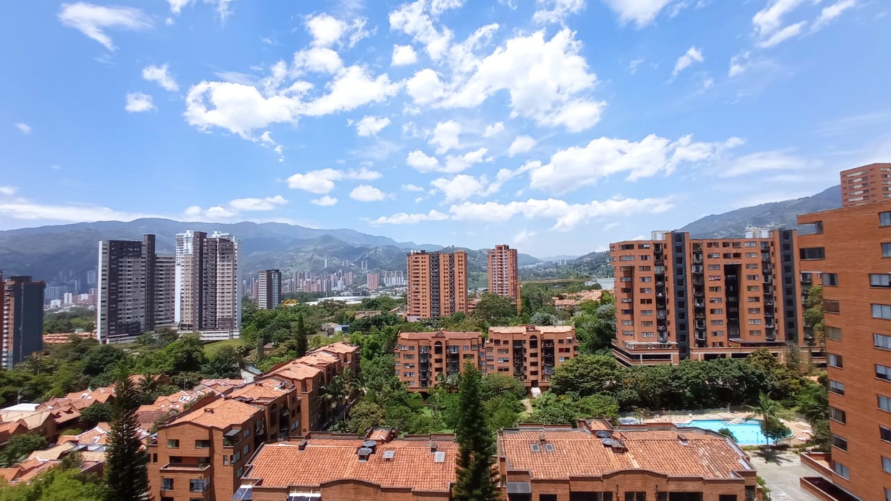 Apartamento en venta en Ditaires, Itagüí · foto 8 de 9