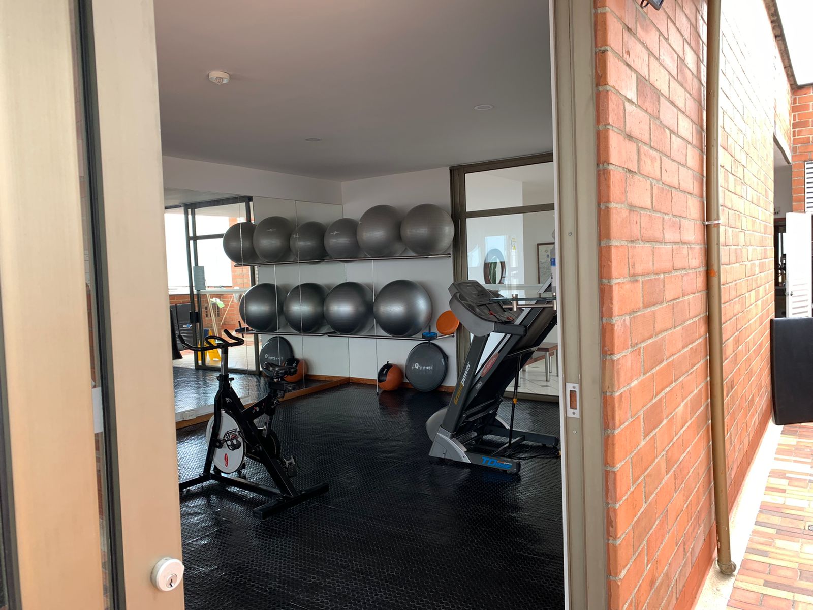 Apartamento en venta en El Poblado, Medellín · foto 14 de 20
