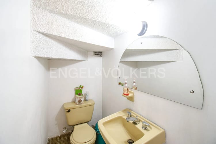 Casa en venta en Pontevedra, Bogotá · foto 7 de 14
