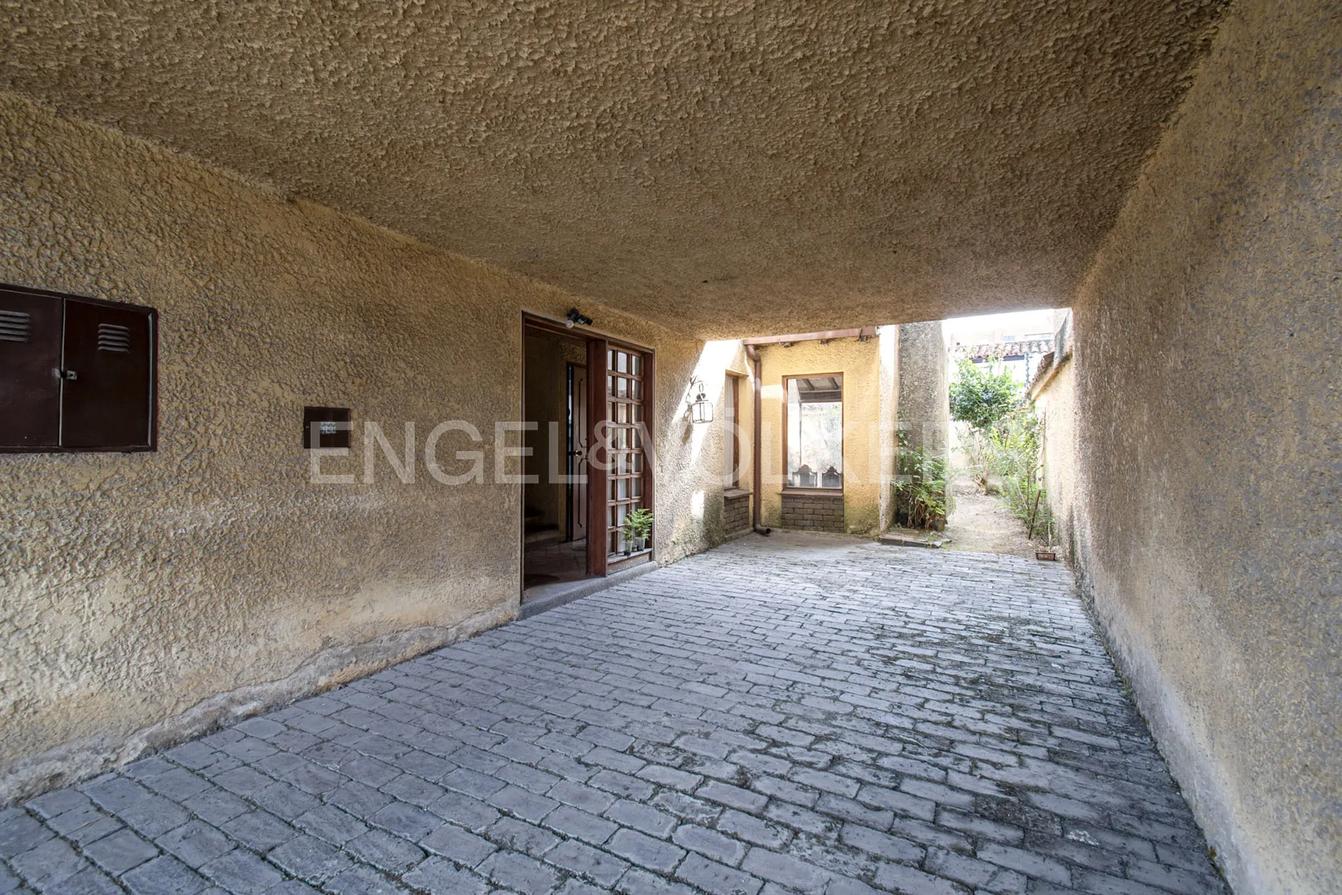 Casa en venta en Pontevedra, Bogotá · foto 6 de 14