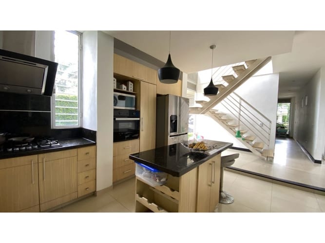 Casa de 5 alcobas en venta en La Morada, Jamundí, 1511 m² · foto 10 de 24