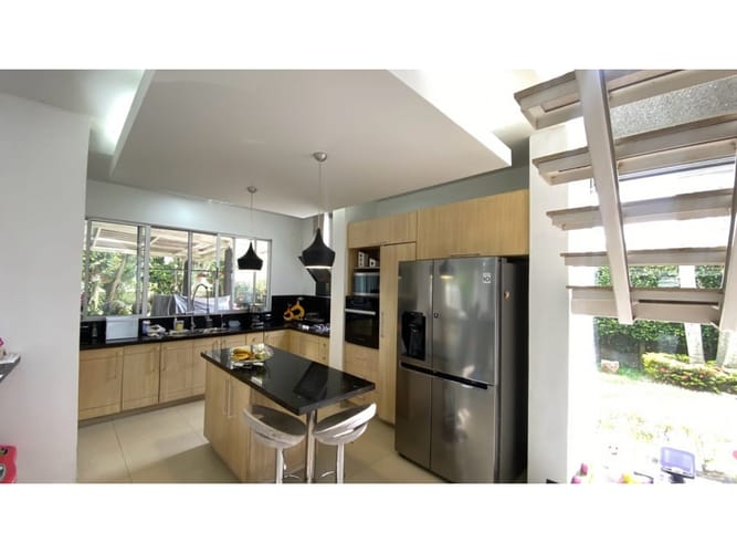 Casa de 5 alcobas en venta en La Morada, Jamundí, 1511 m² · foto 11 de 24