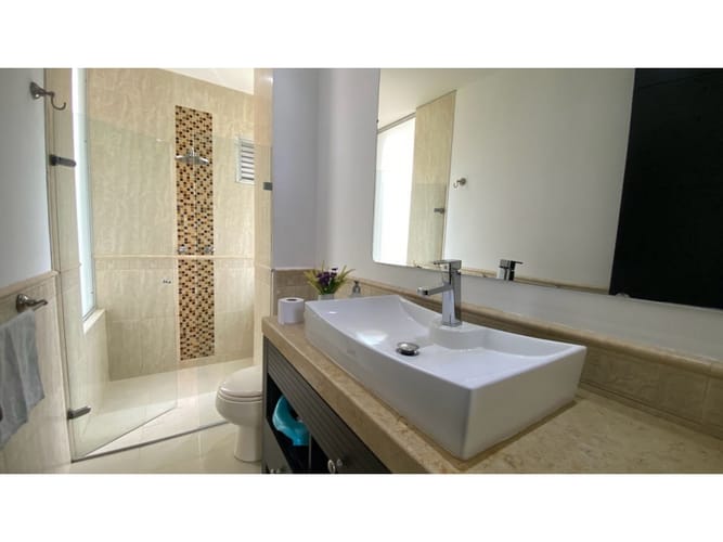Casa de 5 alcobas en venta en La Morada, Jamundí, 1511 m² · foto 15 de 24