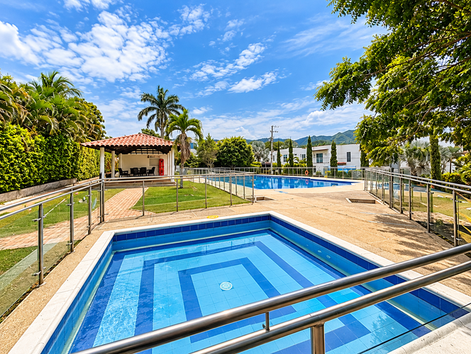 Casa de 5 alcobas en venta en Santander, Girardot, 350 m² · foto 14 de 19
