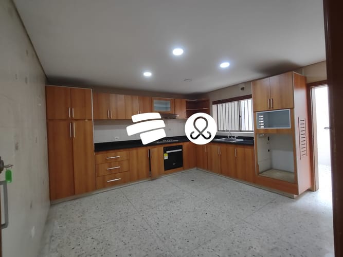 Casa de 6 alcobas en venta en Buenavista, Barranquilla, 620 m² · foto 21 de 24