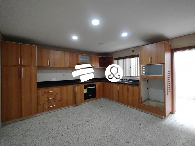 Casa de 6 alcobas en venta en Buenavista, Barranquilla, 620 m² · foto 22 de 24