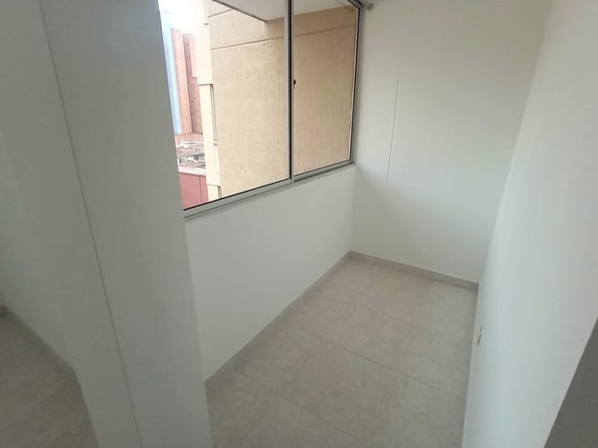 Apartamento de 3 alcobas en venta en Laureles, Medellín, 95 m² · foto 16 de 19