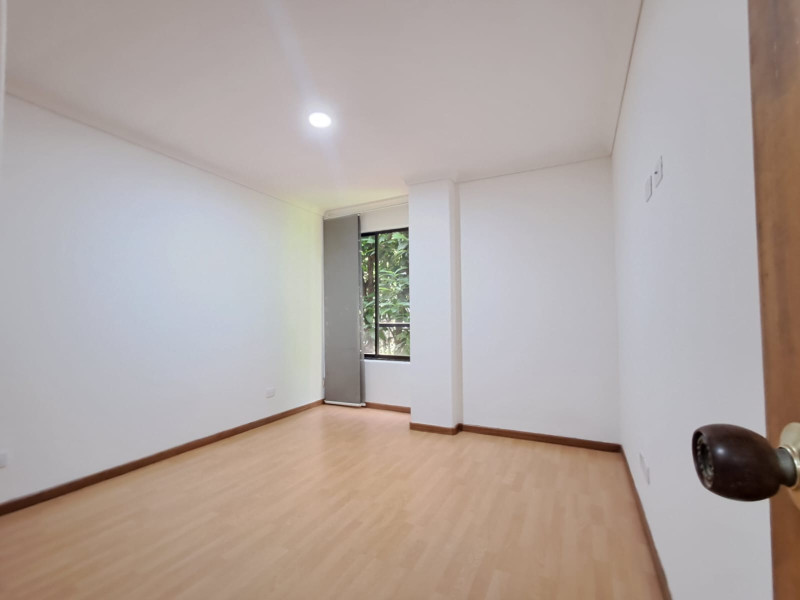 Apartamento en venta en Zuñiga, Medellín · foto 6 de 24
