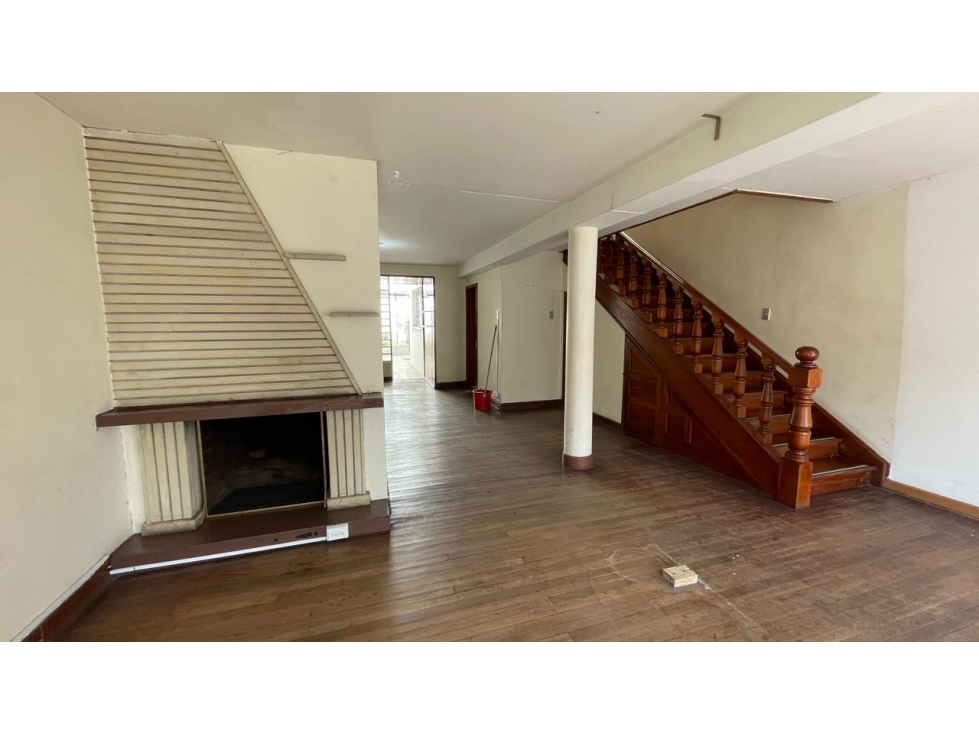 Casa en venta en San Luis, Bogotá · foto 7 de 24