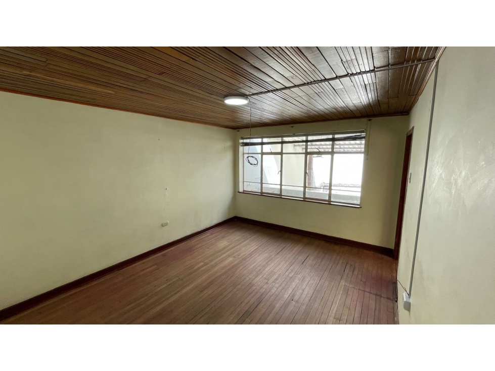 Casa en venta en San Luis, Bogotá · foto 23 de 24