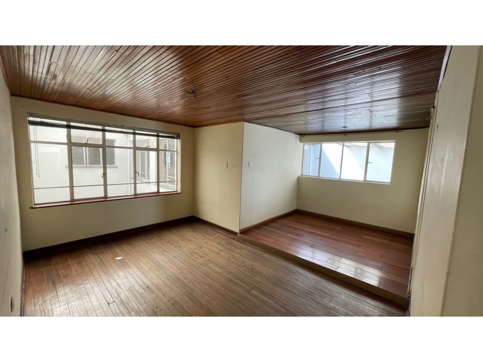 Casa en venta en San Luis, Bogotá · foto 24 de 24