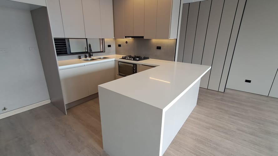 Apartamento de 3 alcobas en arriendo en Los Balsos, Medellín, 125 m² · foto 2 de 22