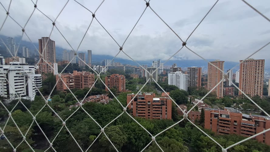 Apartamento de 3 alcobas en arriendo en Los Balsos, Medellín, 125 m² · foto 8 de 22