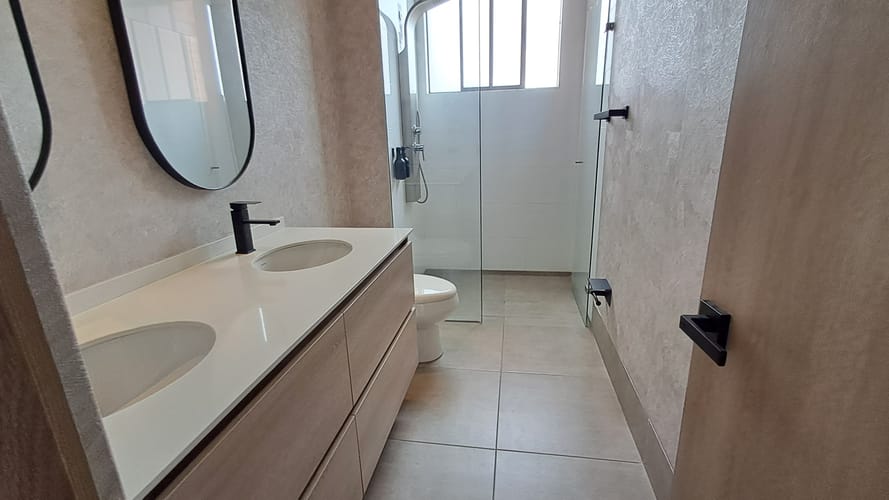 Apartamento de 3 alcobas en arriendo en Los Balsos, Medellín, 125 m² · foto 16 de 22