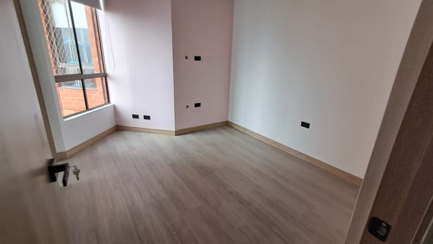 Apartamento de 3 alcobas en arriendo en Los Balsos, Medellín, 125 m² · foto 19 de 22