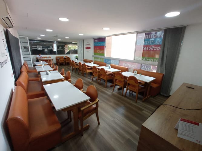 Oficina en venta en Castropol, Medellín, 46 m² · foto 3 de 7