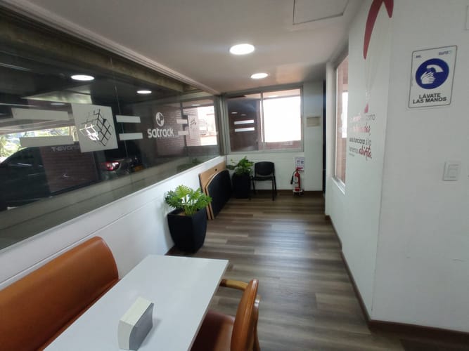 Oficina en venta en Castropol, Medellín, 46 m² · foto 6 de 7