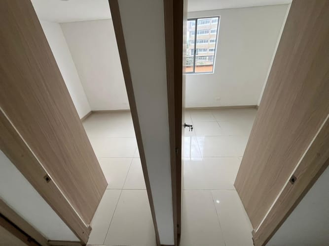 Apartamento de 3 alcobas en venta en Ditaires, Itagüí, 68 m² · foto 6 de 13