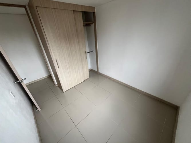 Apartamento de 3 alcobas en venta en Ditaires, Itagüí, 68 m² · foto 12 de 13