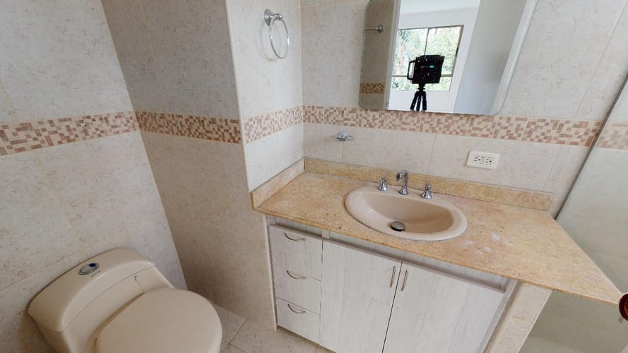 Apartamento de 3 alcobas en venta en El Poblado, Medellín, 130 m² · foto 4 de 14