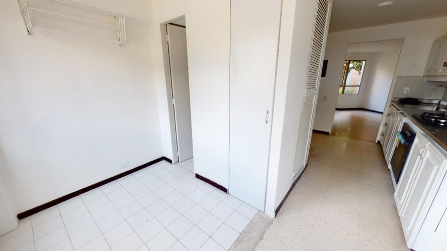 Apartamento de 3 alcobas en venta en El Poblado, Medellín, 130 m² · foto 8 de 14