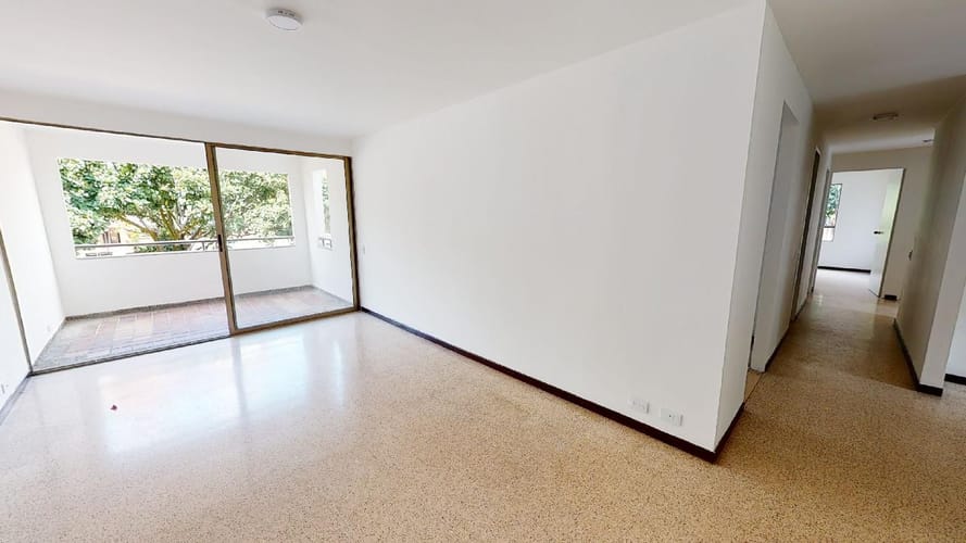 Apartamento de 3 alcobas en venta en El Poblado, Medellín, 130 m² · foto 9 de 14