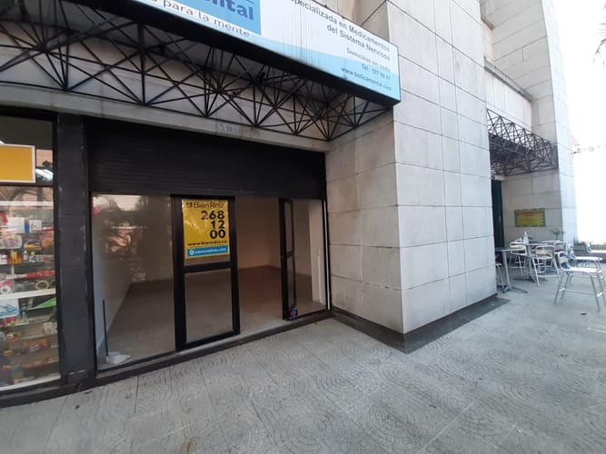 Local en venta en Patio Bonito, Medellín, 33 m² · foto 4 de 5
