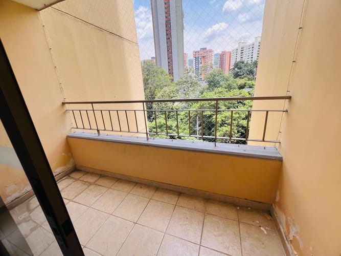 Apartamento de 3 alcobas en venta en Belén, Medellín, 90 m² · foto 3 de 14