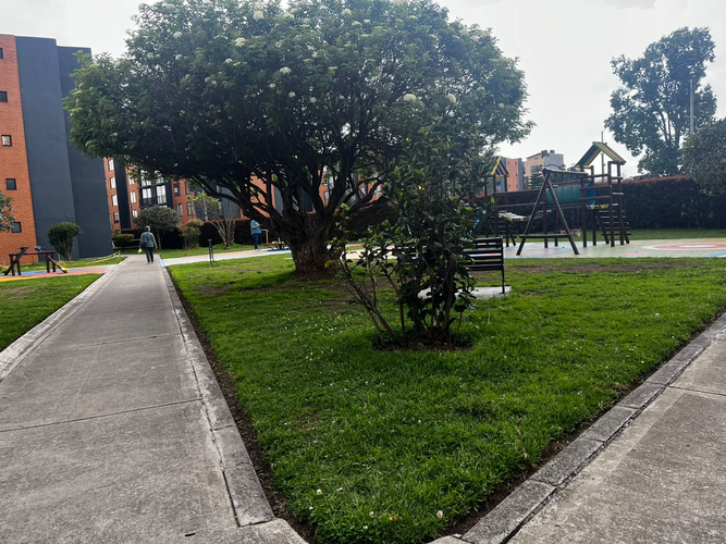 Apartamento de 3 alcobas en venta en Cr. Hacienda El Rosal, Funza, 62 m² · foto 22 de 24