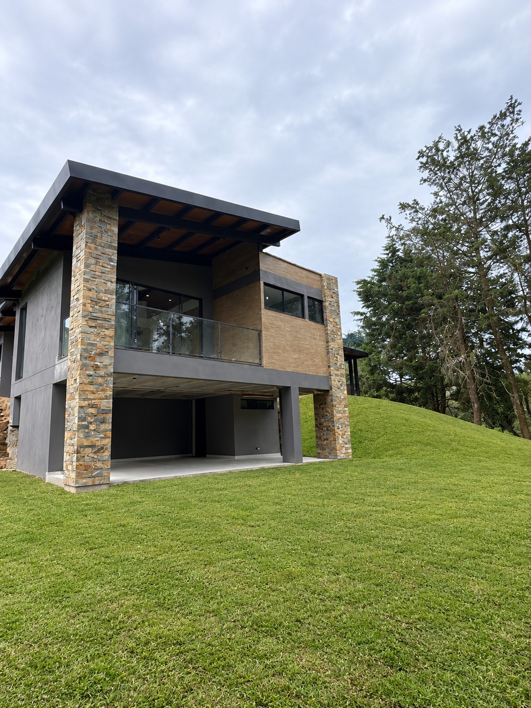 Casa en arriendo en El Carmen de Viboral · foto 17 de 18