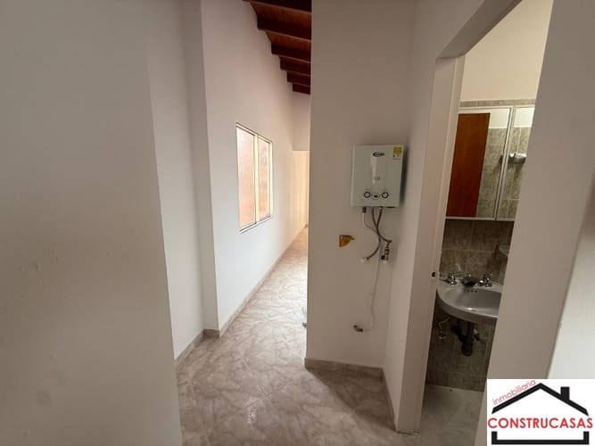Apartamento de 2 alcobas en arriendo en Fátima, Medellín, 60 m² · foto 15 de 24