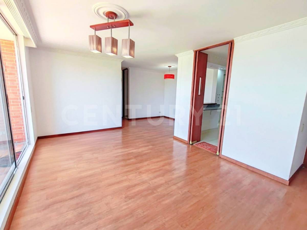 Apartamento en venta en Portales Del Norte, Bogotá · foto 3 de 21