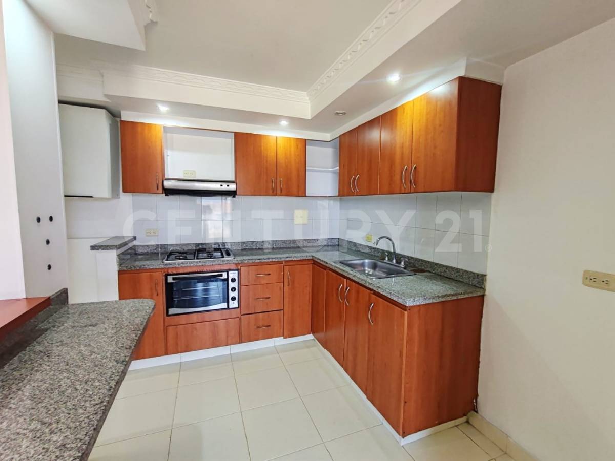Apartamento en venta en Portales Del Norte, Bogotá · foto 6 de 21