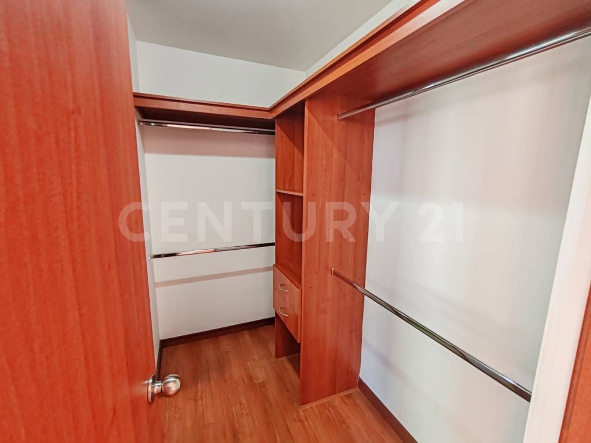 Apartamento en venta en Portales Del Norte, Bogotá · foto 11 de 21