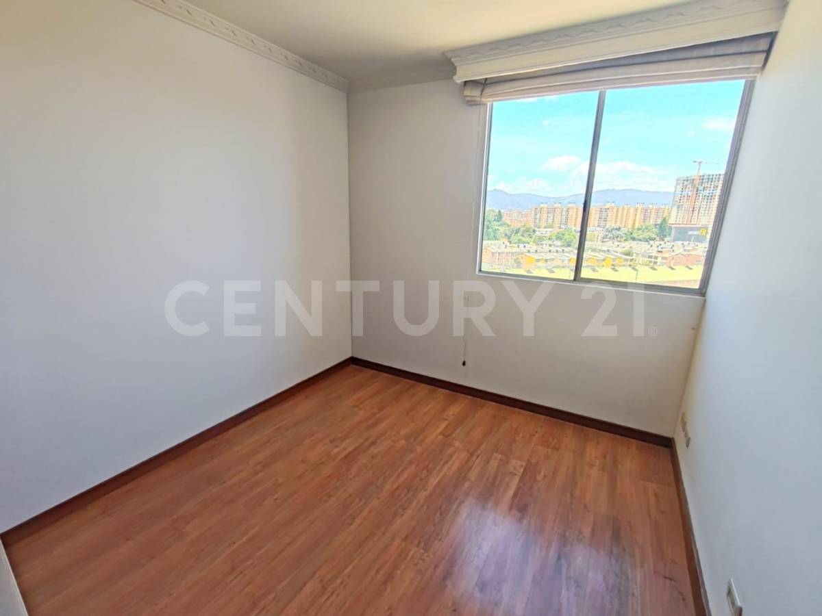 Apartamento en venta en Portales Del Norte, Bogotá · foto 14 de 21