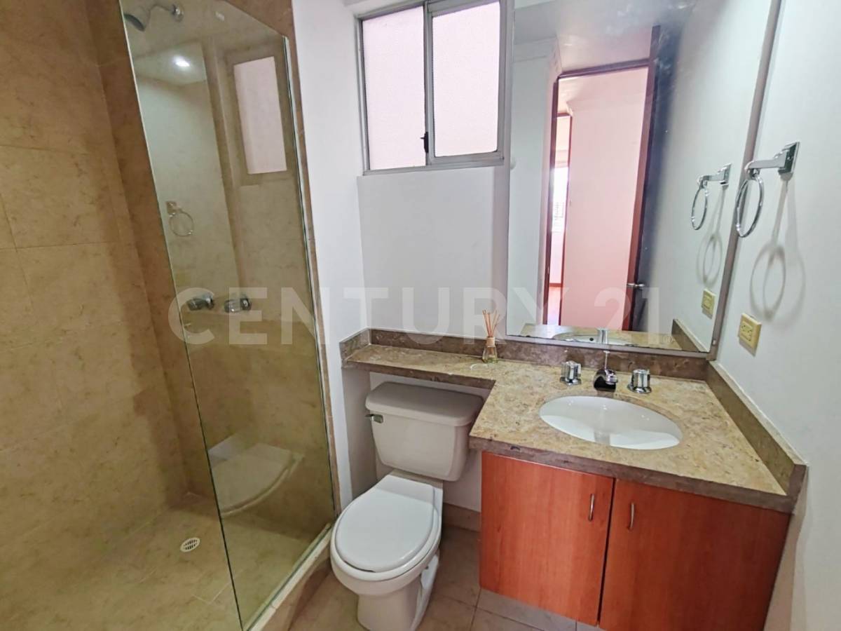 Apartamento en venta en Portales Del Norte, Bogotá · foto 16 de 21