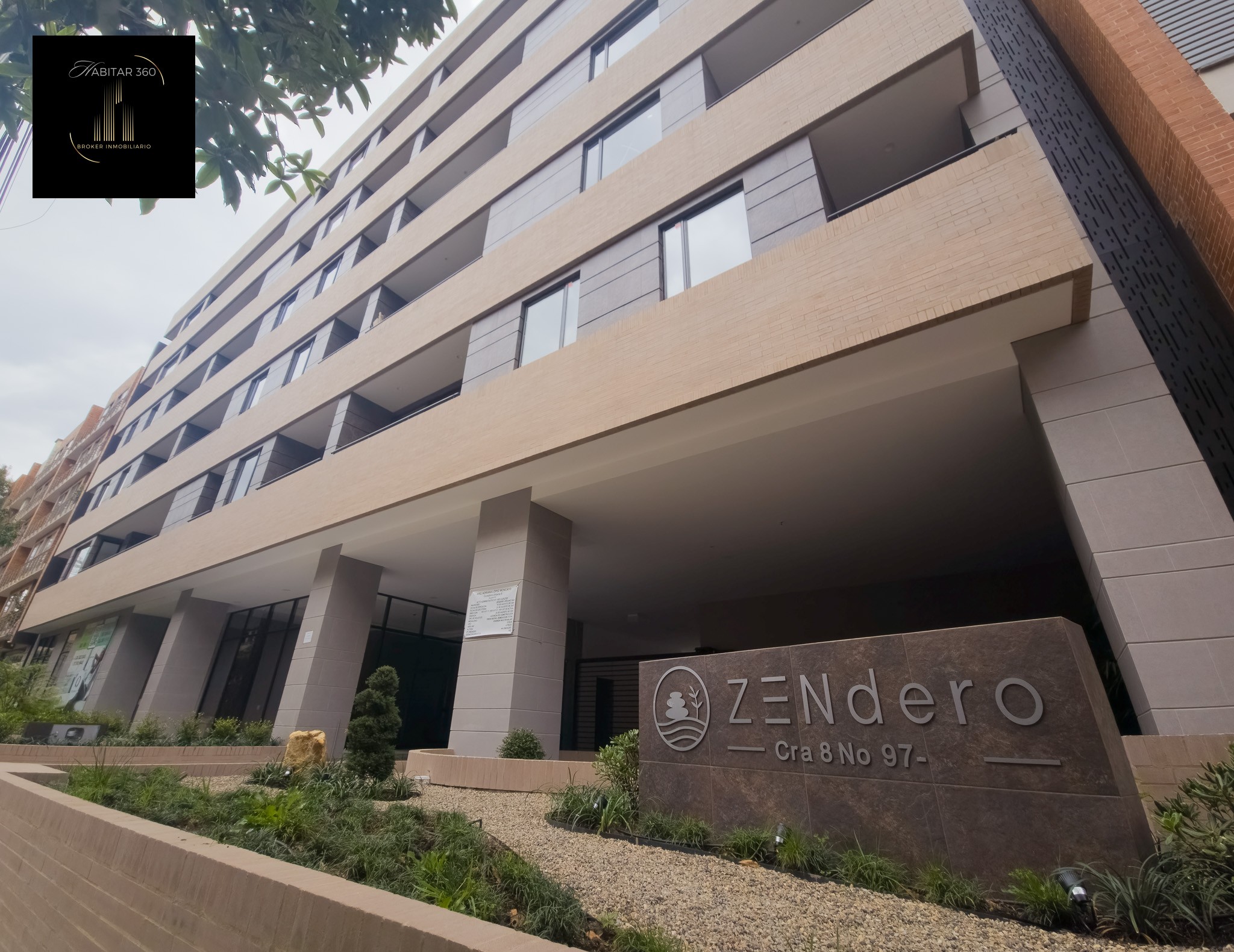 Apartamento en arriendo en Chicó Reservado, Bogotá · foto 21 de 21