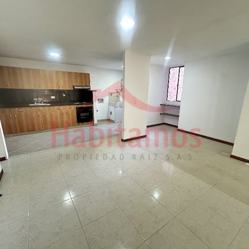 Apartamento de 3 alcobas en arriendo en Transversal Inferior, Medellín, 145 m² · foto 2 de 15