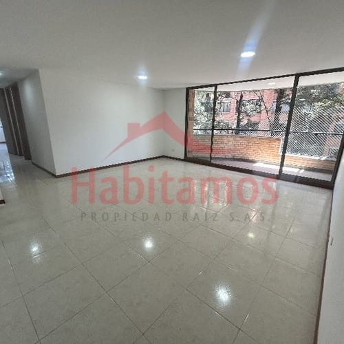 Apartamento de 3 alcobas en arriendo en Transversal Inferior, Medellín, 145 m² · foto 4 de 15
