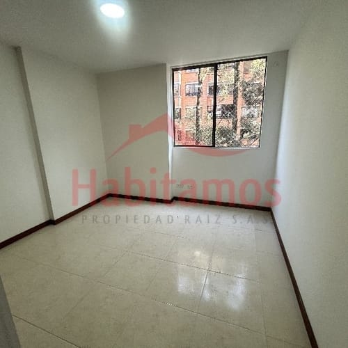 Apartamento de 3 alcobas en arriendo en Transversal Inferior, Medellín, 145 m² · foto 11 de 15