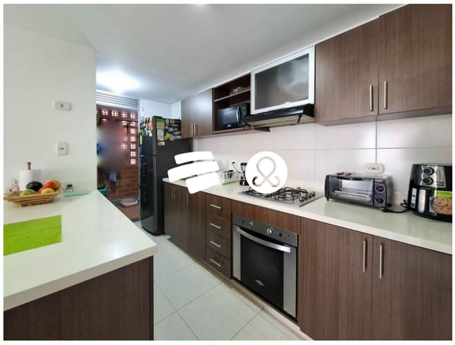 Apartamento de 3 alcobas en venta en Loma De La Doctora, Sabaneta, 84 m² · foto 7 de 15