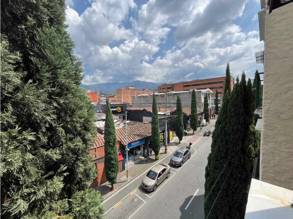 Apartamento en arriendo en Obrero, Envigado · foto 4 de 15
