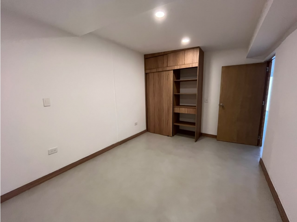 Apartamento en arriendo en Obrero, Envigado · foto 10 de 15