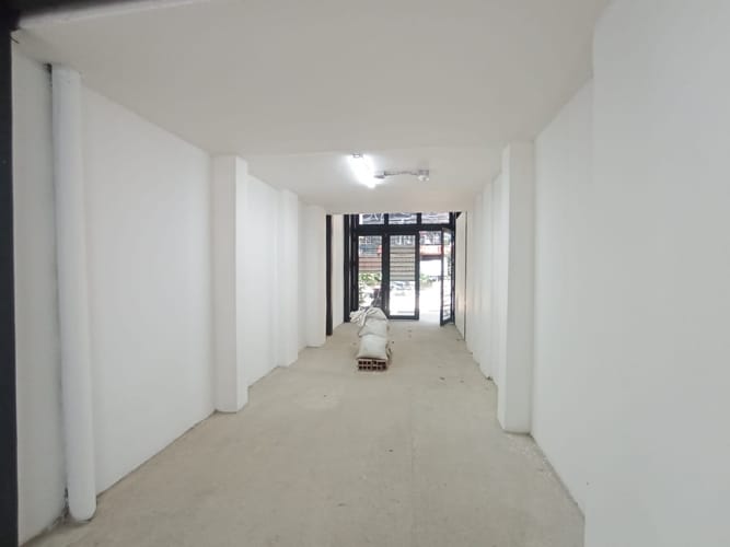 Local en arriendo en Laureles, Medellín, 170 m² · foto 3 de 24