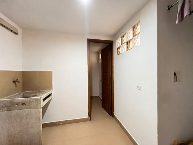 Apartamento de 2 alcobas en venta en Las Lomitas, Sabaneta, 125 m² · foto 19 de 19